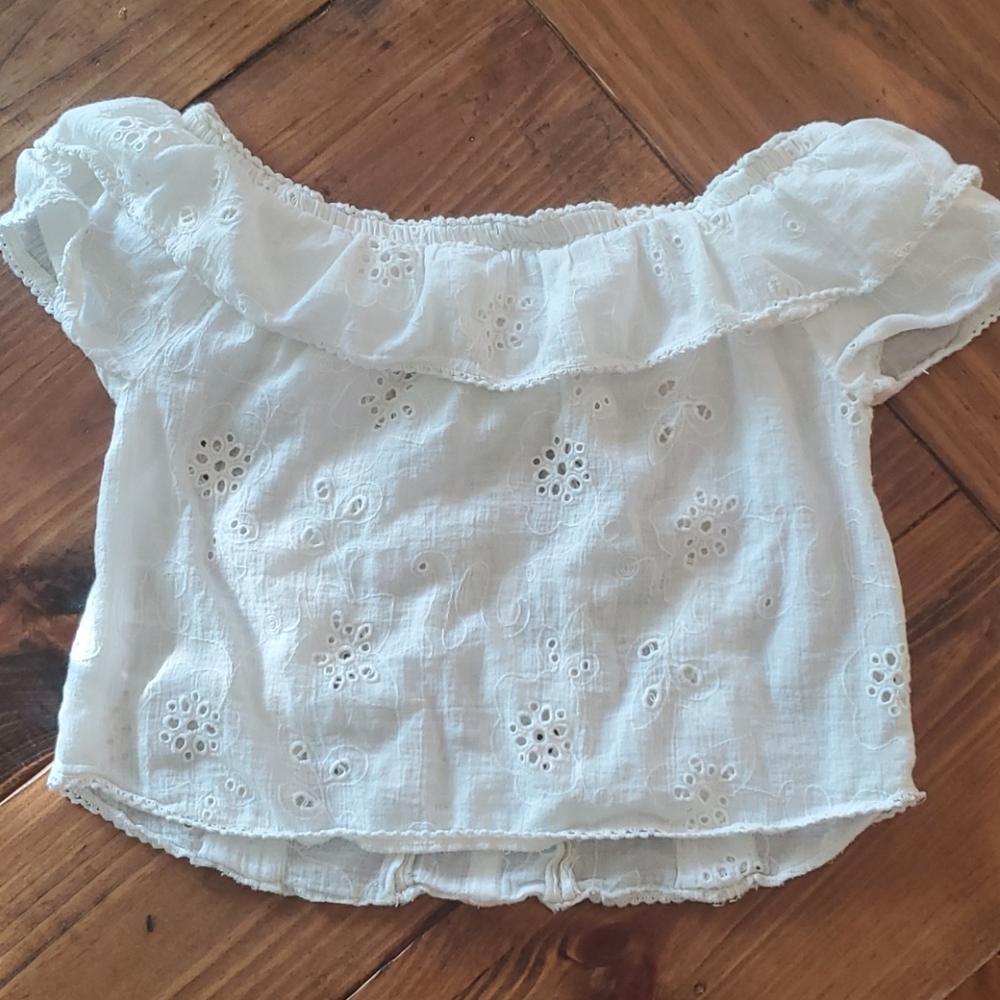 Eyelet Ruffle Top - Picture 4 of 4